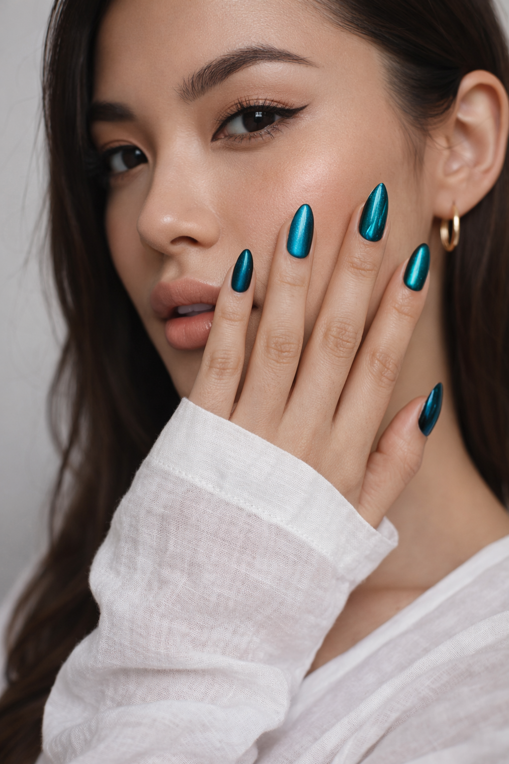 Green Metallic Almond Press On Nails – High-Shine Chrome