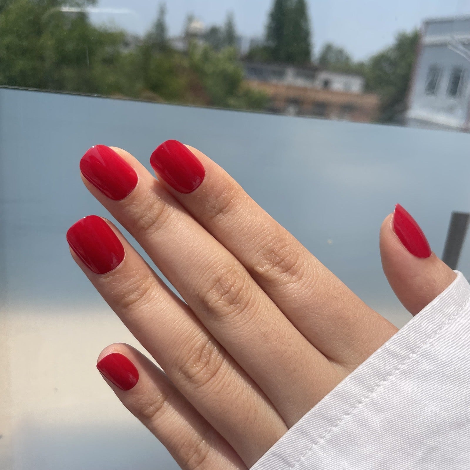 Classic Red Press-On Nails – Short Square Shape